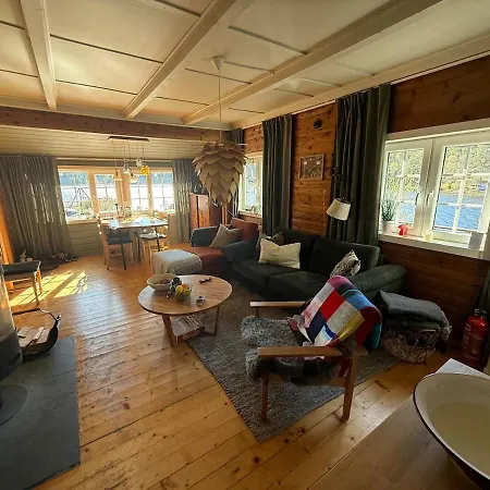 Sprudlebu Сasa de vacaciones Vennesla
